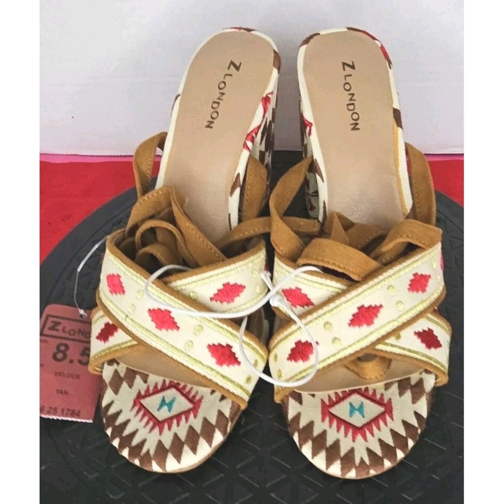Z London Veloce Ankle Lace Up Sandal Aztec Tribal Black‎ Size 8.5 NWT'S
